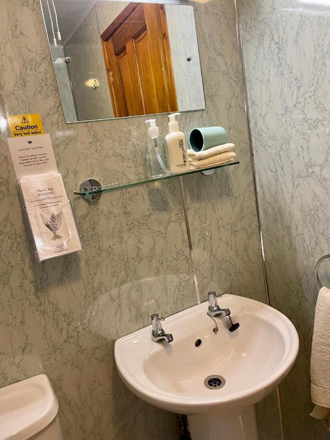 Bed and Breakfast Sunset House Newton Reigny Экстерьер фото