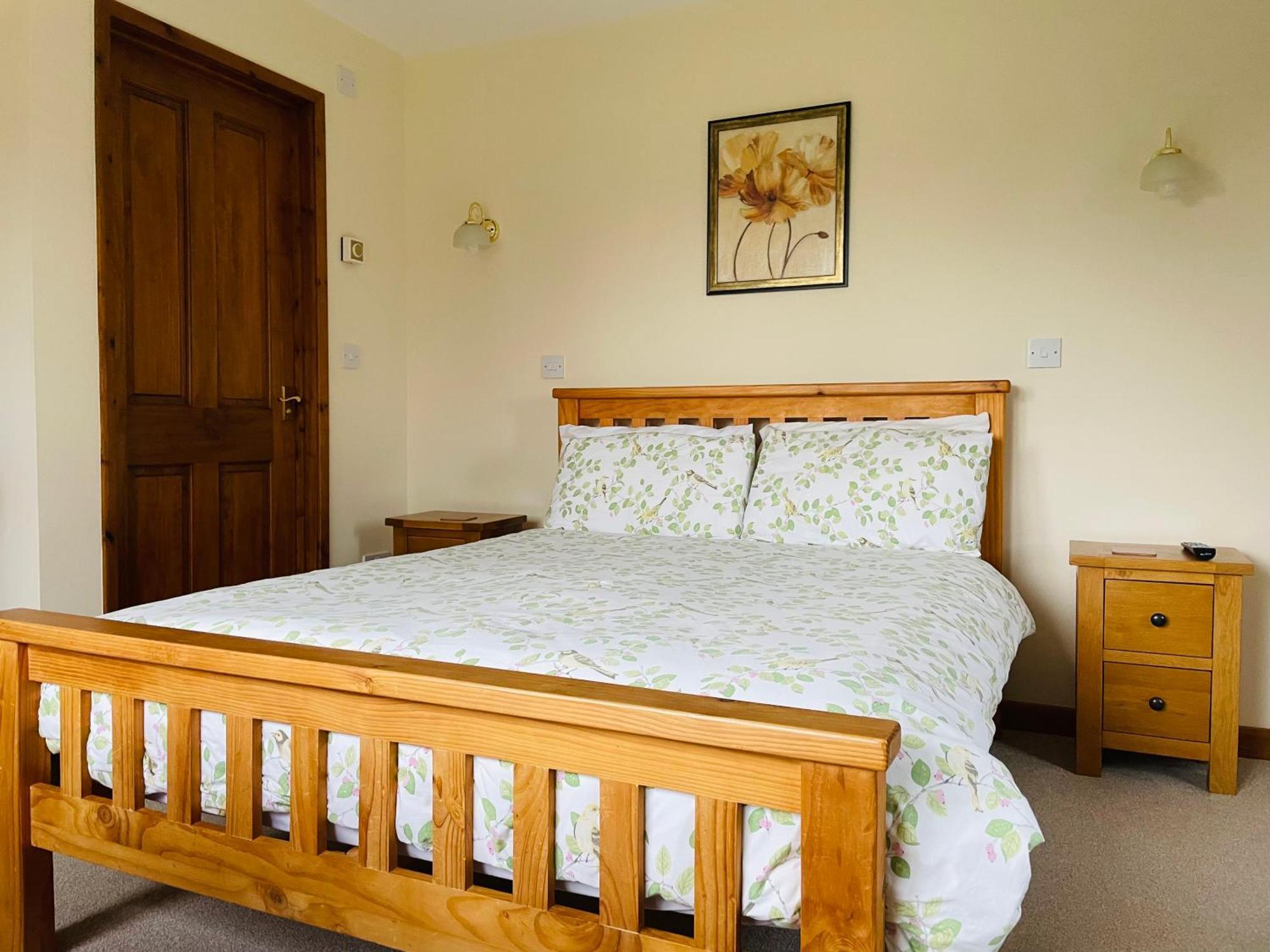 Bed and Breakfast Sunset House Newton Reigny Экстерьер фото
