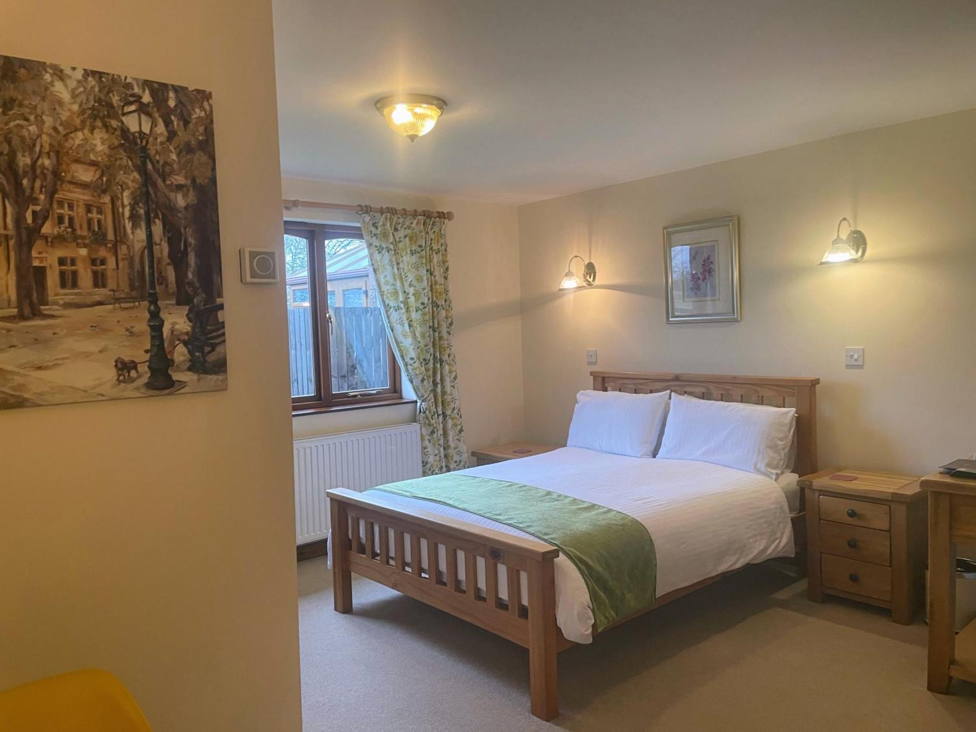 Bed and Breakfast Sunset House Newton Reigny Экстерьер фото